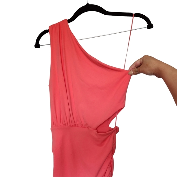 Susana Monaco Ruched One Shoulder Dress - Picture 6 of 7